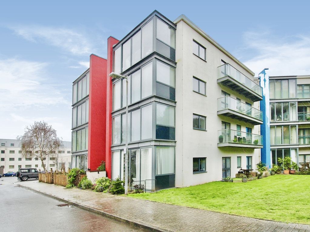 2 bed flat for sale in Hayes Road, Sully, Penarth CF64 Zoopla