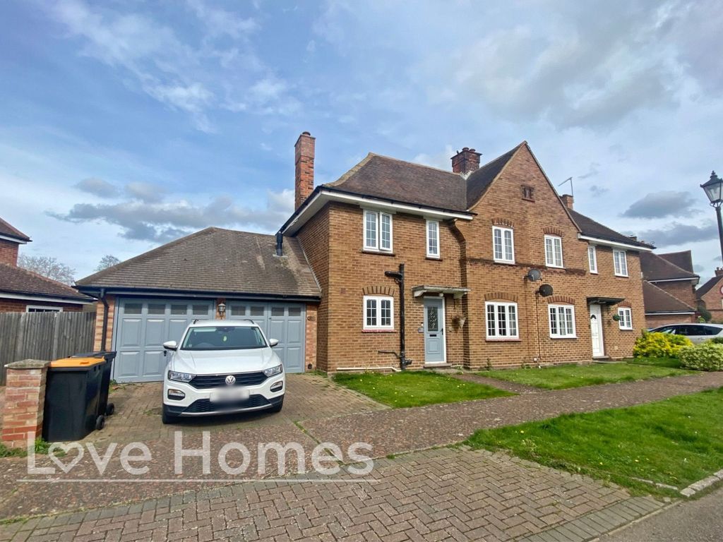 3 bed semidetached house for sale in Bucks Close, Village Road, Bromham, Bedford MK43, £400,000