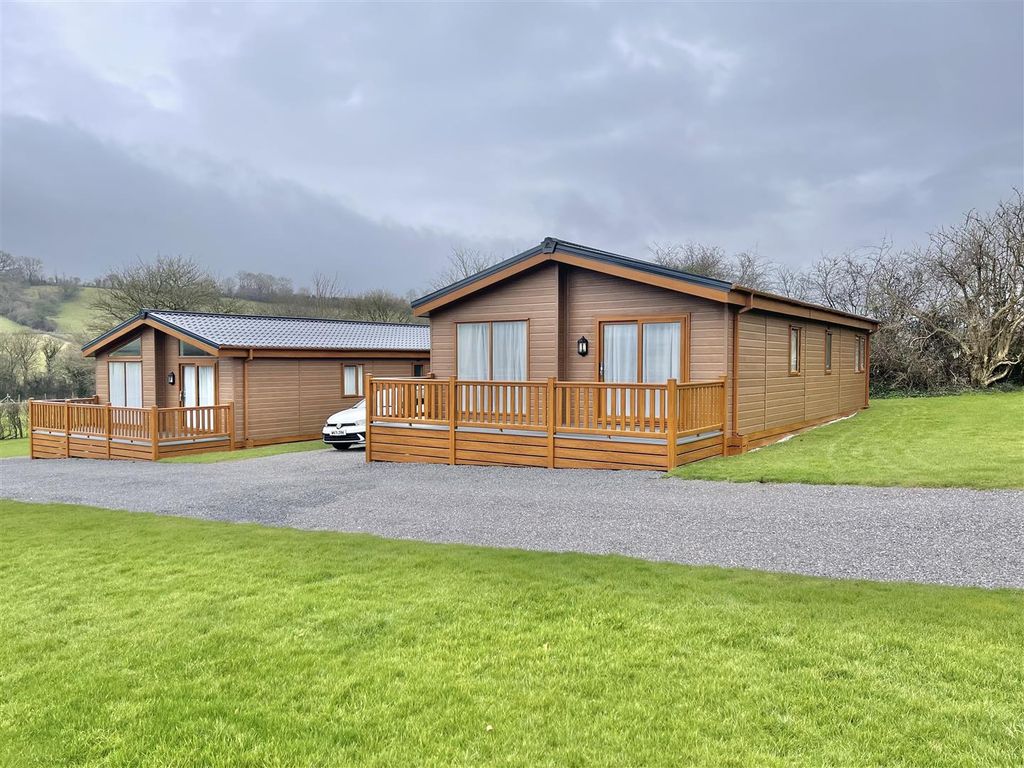 2 bed mobile/park home for sale in Easton Hill, Easton, Wells BA5 Zoopla