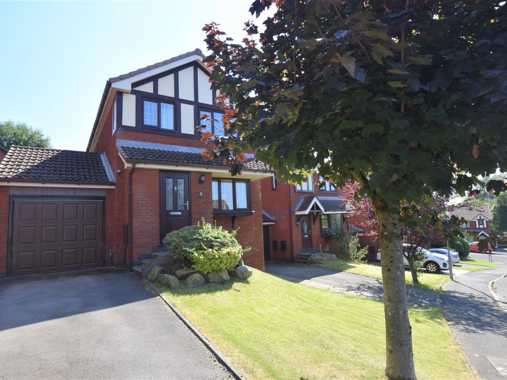 Heatherside Stalybridge SK15  