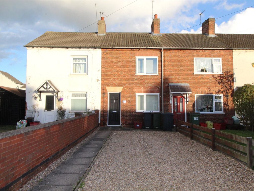 3 bed terraced house for sale in Central Road, Hugglescote, Coalville