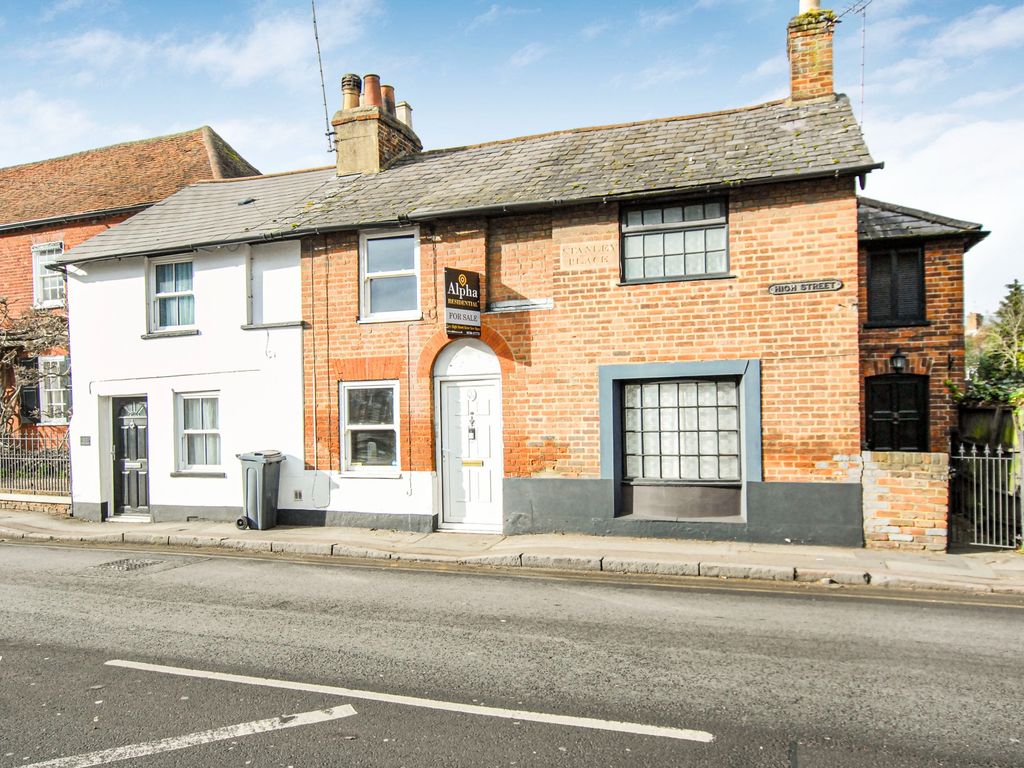 1 bed terraced house for sale in High Street, Egham TW20 Zoopla