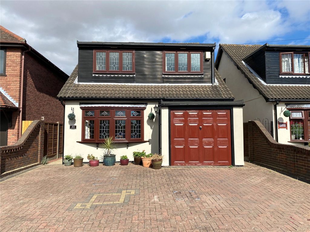 4 bed detached house for sale in Glebe Road, Rainham RM13 Zoopla
