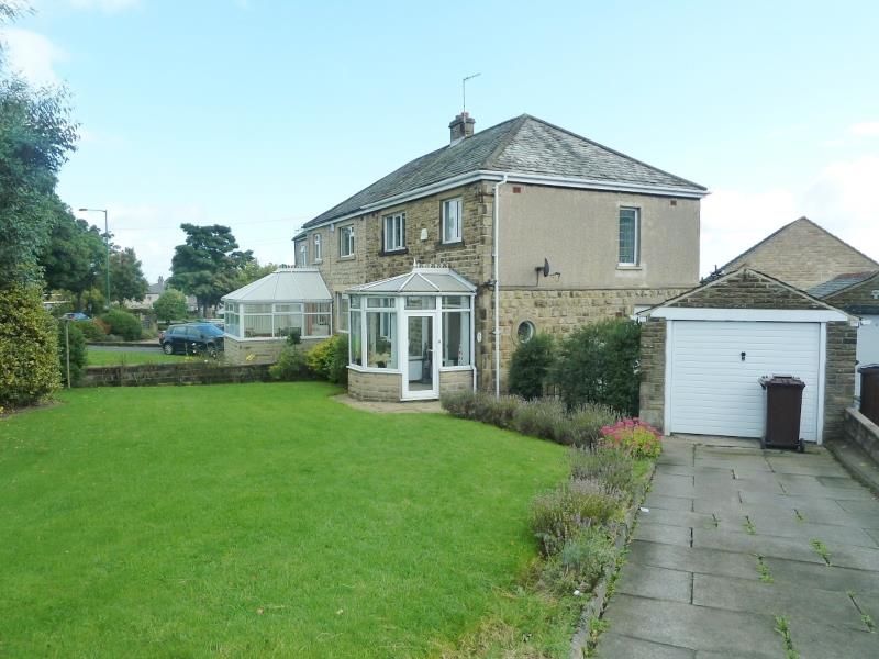 3 bed terraced house to rent in Moorside Road, Eccleshill, Bradford BD2