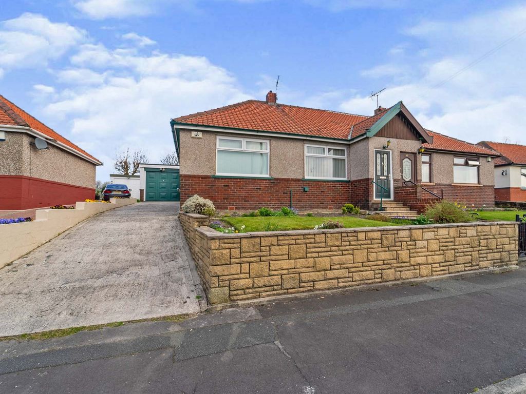 2 bed bungalow for sale in Surrey Avenue, Burnley, Lancashire BB12 Zoopla