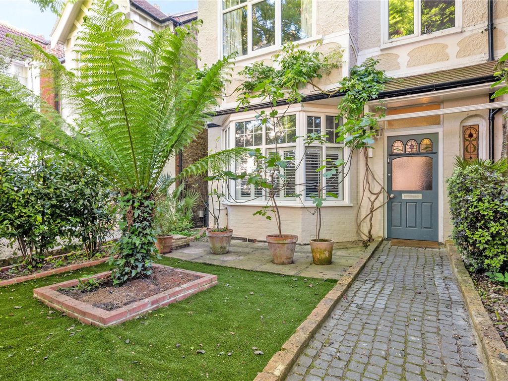 5 bed semidetached house for sale in Cumberland Road, London W3 Zoopla