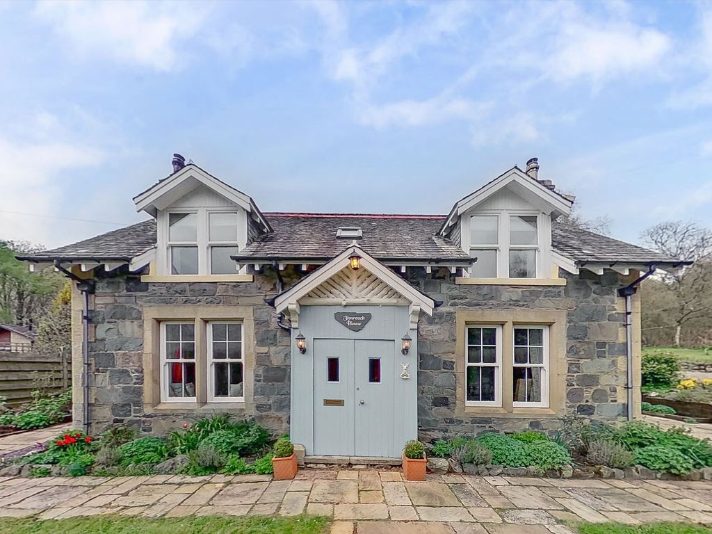 5 bed detached house to rent in St Fillans, Crieff PH6, £2,200 pcm Zoopla