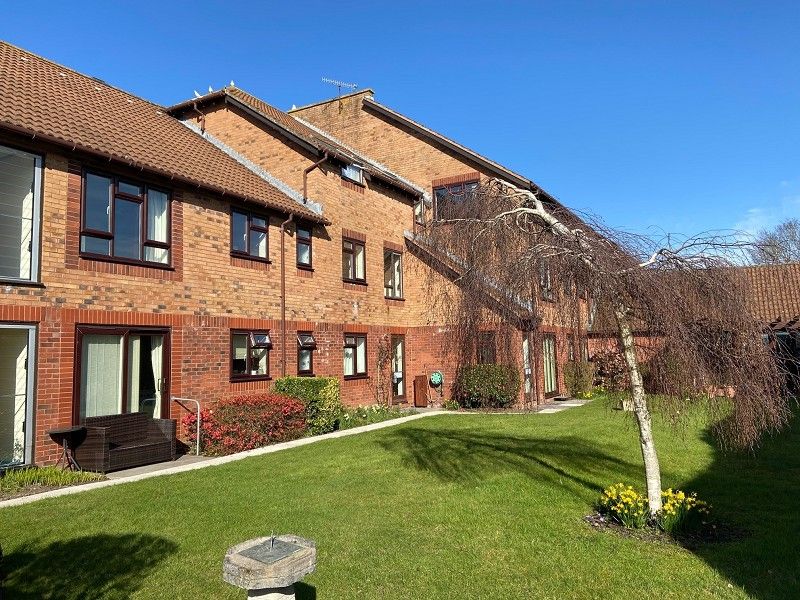 1 bed property for sale in Woodborough Drive, North Somerset. BS25 Zoopla