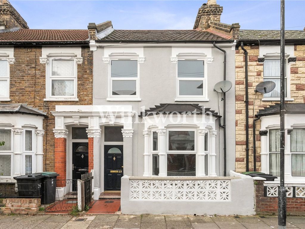 3 Bed Terraced House For Sale In Winchelsea Road, London N17, £650,000 