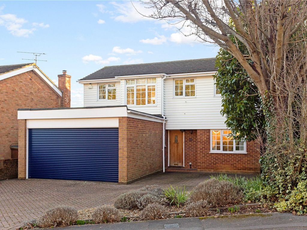 4 bed detached house for sale in Terrington Hill, Marlow