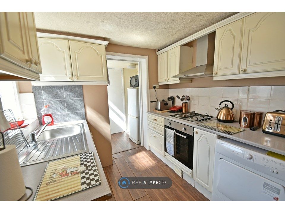 2 bed terraced house to rent in Abbots Walk, Fleetwood FY7 Zoopla