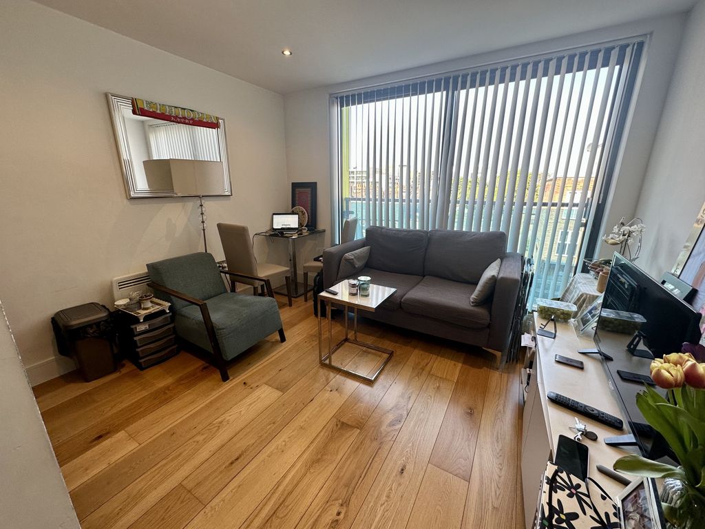 1 bed flat to rent in Trident House, 76 Station Road, Hayes UB3 Zoopla
