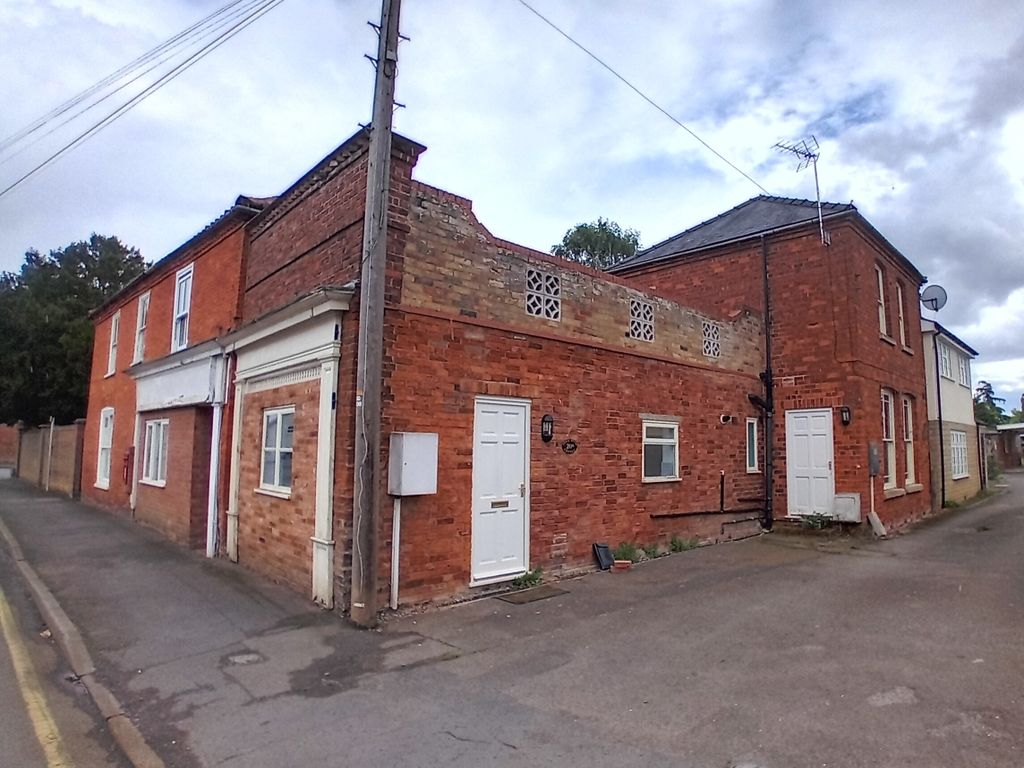 2 bed semidetached house to rent in Cameron Street, Heckington
