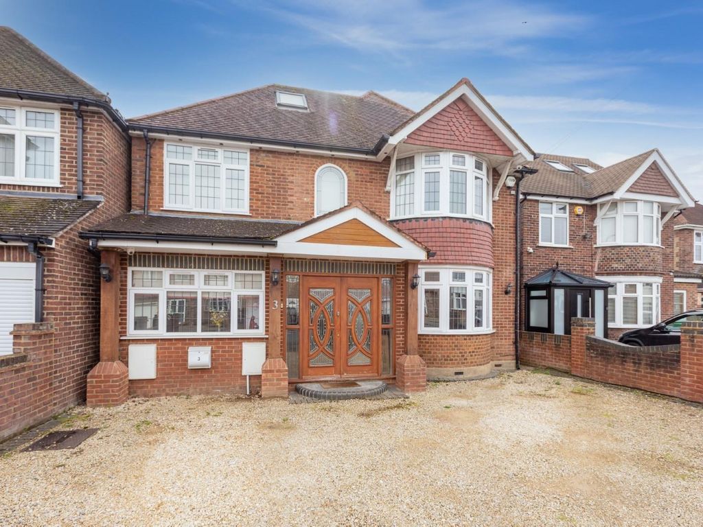 5 bed detached house for sale in Buckland Avenue, Slough SL3, £