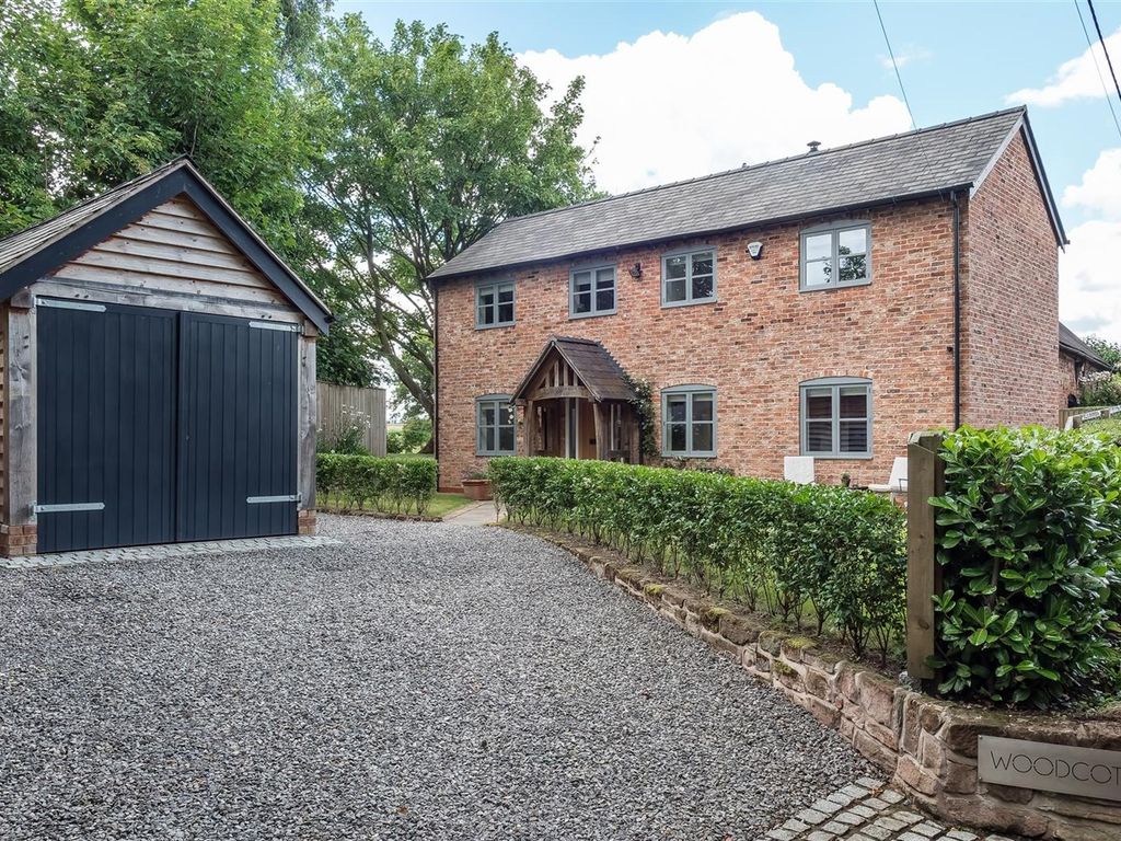 4 bed detached house for sale in Tilstone Bank, Tilstone Fearnall