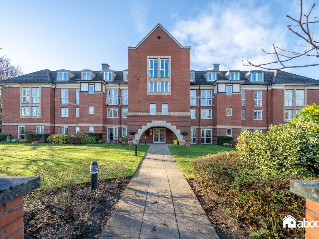2 bed flat for sale in Freshfield Road, Formby, Liverpool L37, £165,000