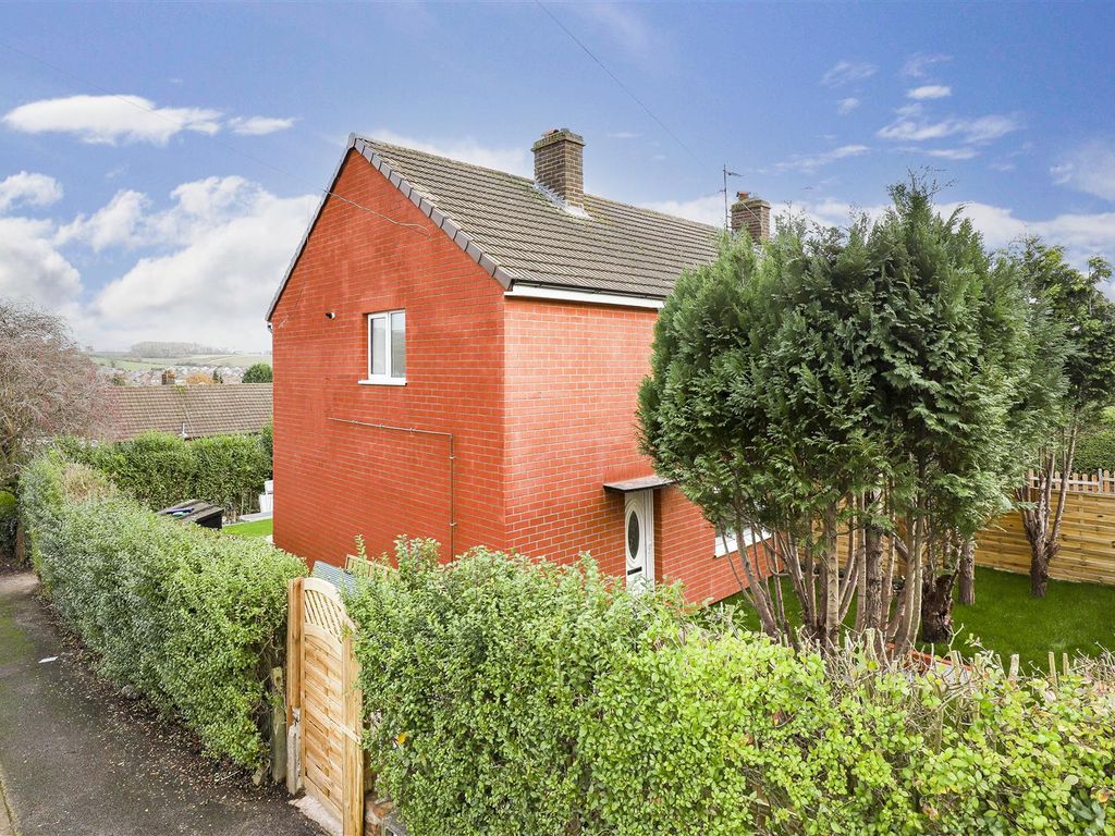 3 bed semidetached house for sale in Queens Avenue, Gedling