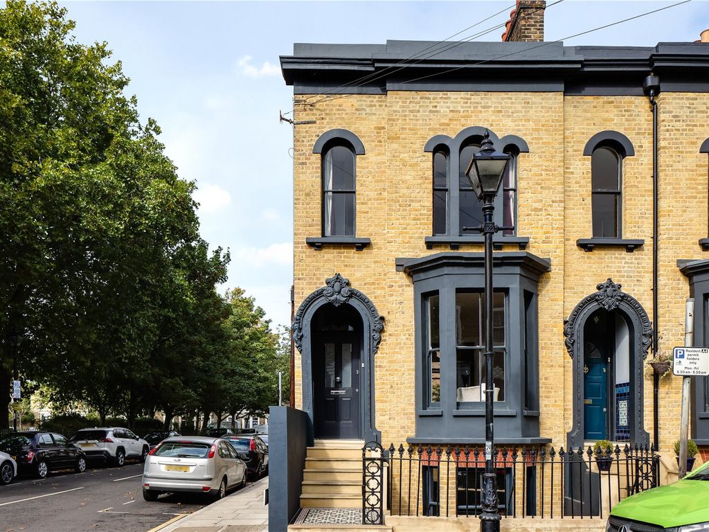 3 bed detached house for sale in Alderney Road, Stepney, London E1 Zoopla