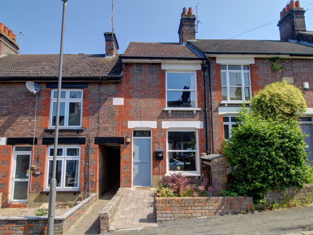 4 bed terraced house for sale in Queens Road, Chesham HP5 Zoopla