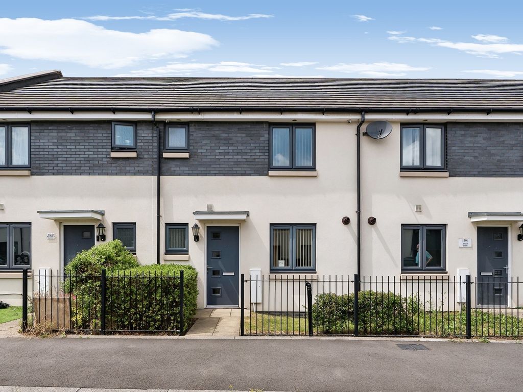 3 bed terraced house for sale in Wood Street, Patchway, Bristol BS34