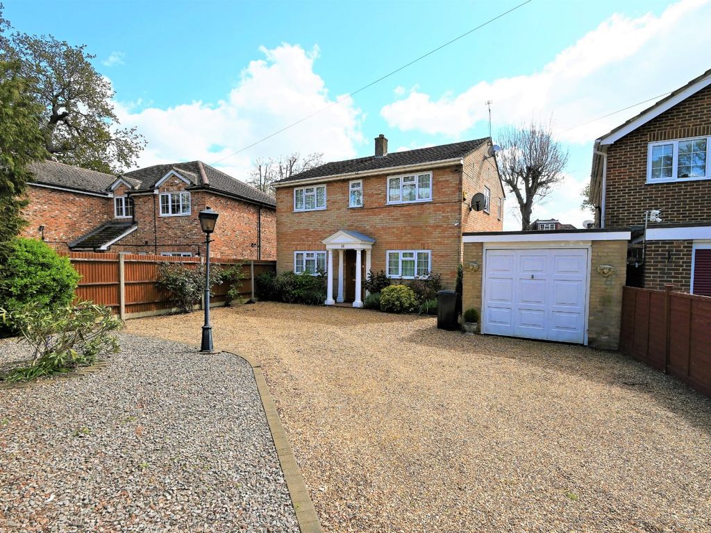 4 bed detached house for sale in Haynes Close, Langley, Berkshire SL3