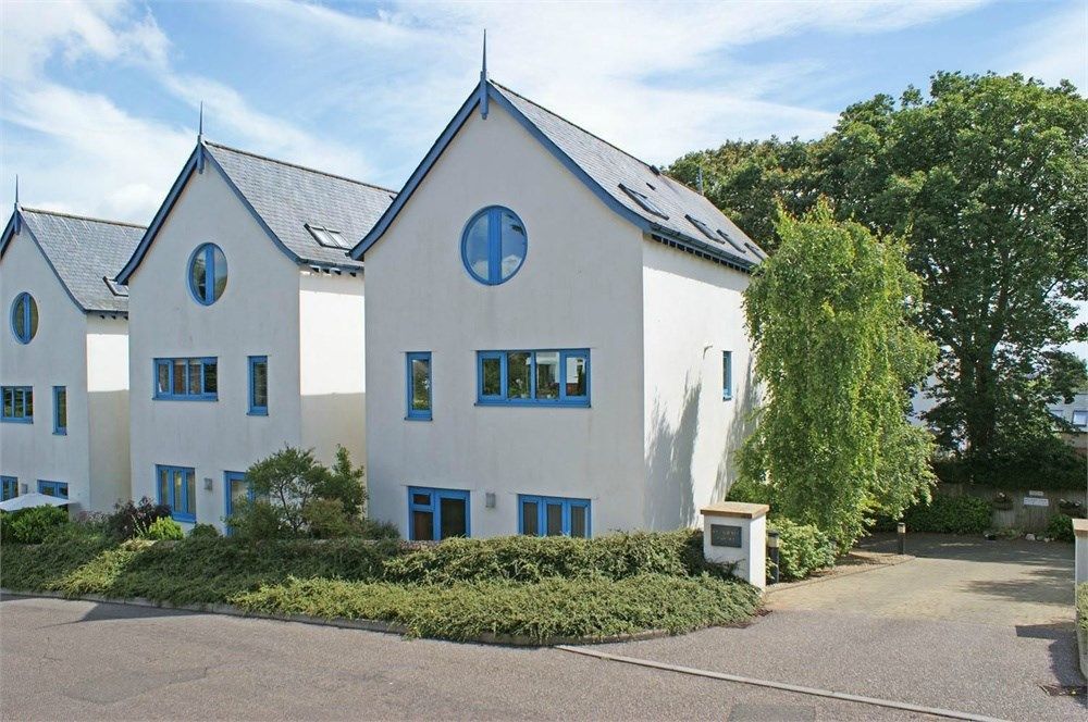 2 bed flat for sale in Northview Road, Budleigh Salterton EX9, £325,000