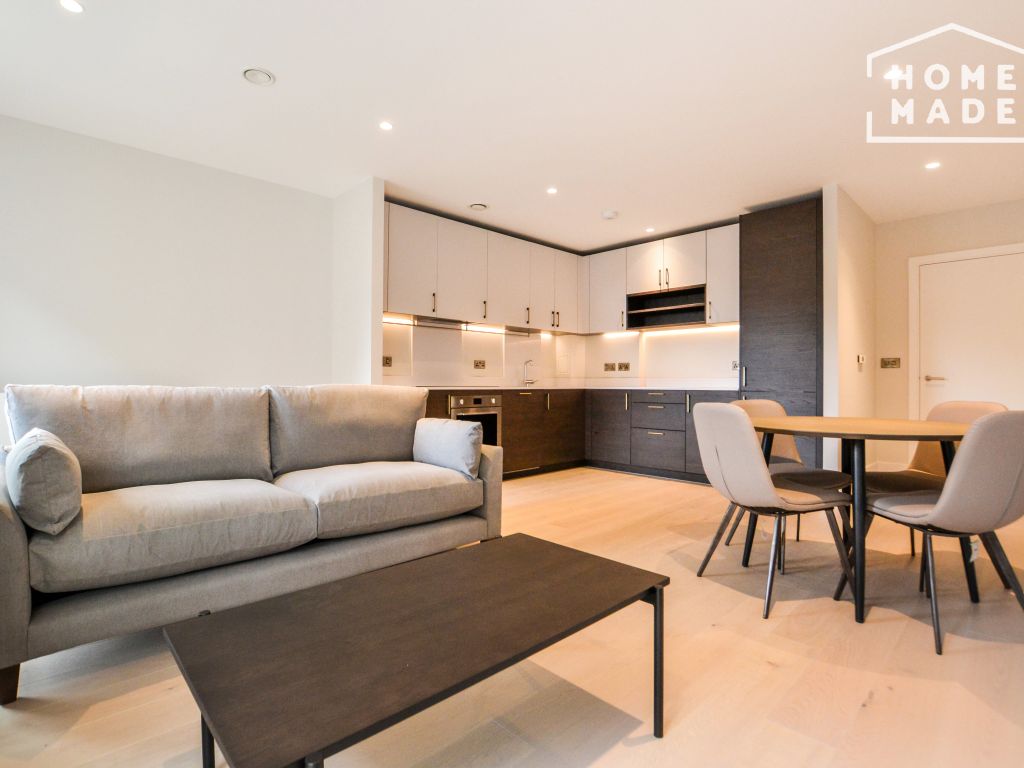 1 bed flat to rent in Charter Place, Hounslow TW3 Zoopla