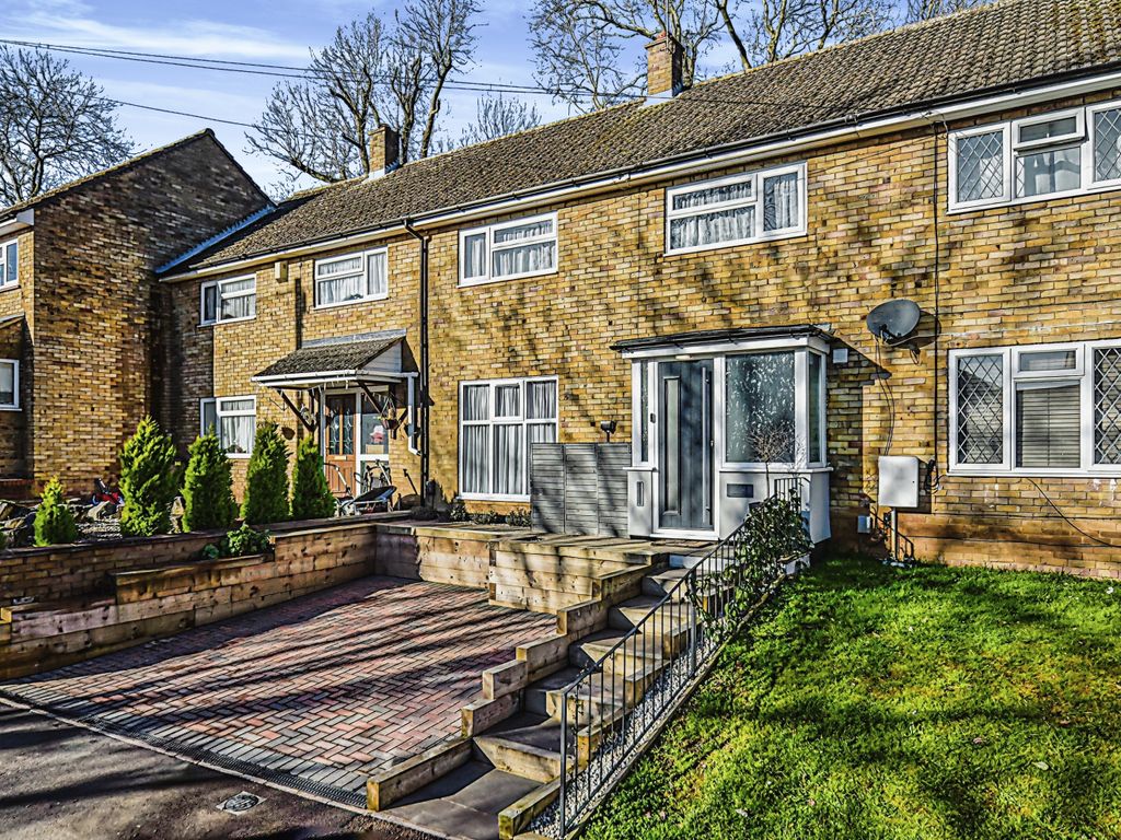 3 bed terraced house for sale in Pankhurst Crescent, Stevenage