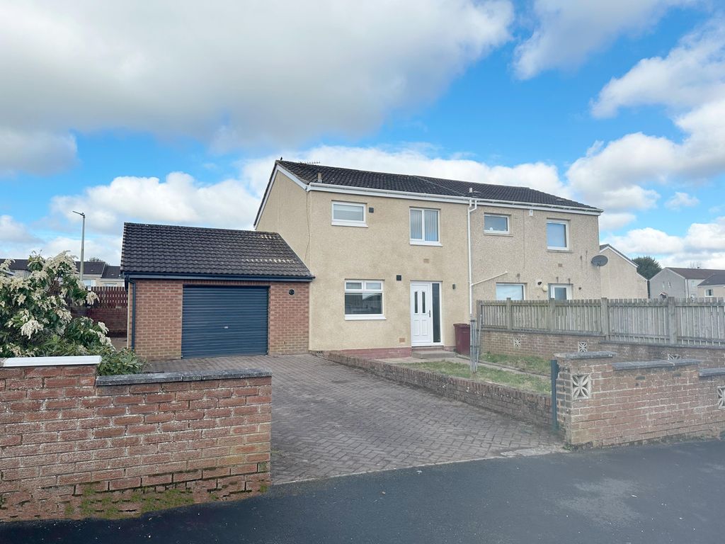 3 bed semidetached house to rent in Beech Terrace, Larkhall ML9, £825