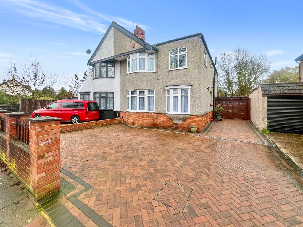 4 bed semidetached house for sale in Willersley Avenue, Sidcup DA15, £