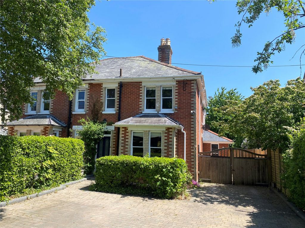4 bed semidetached house for sale in College Road, Ringwood, Hampshire