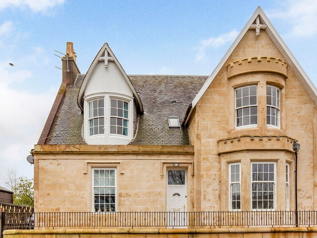 2 bed for sale in Seabank Road, Ayr, Ayrshire KA7, £195,000