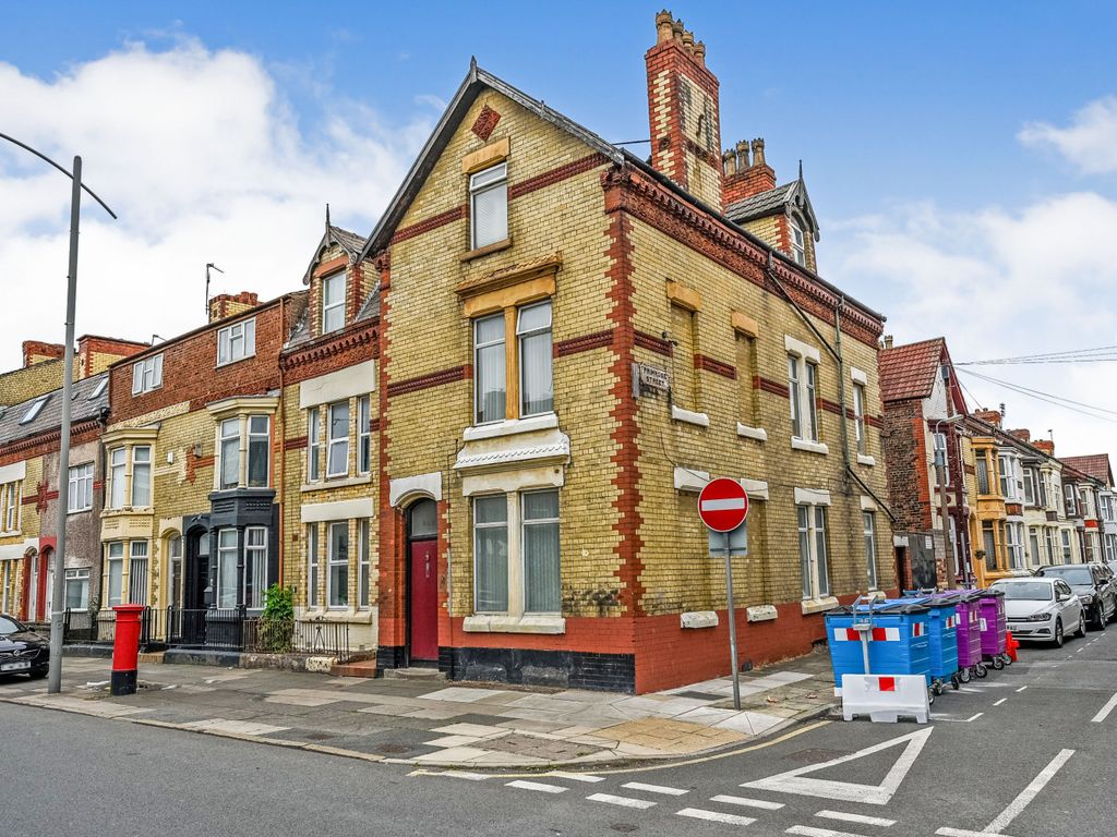 6 bed end terrace house for sale in Stanley Road, Kirkdale, Liverpool