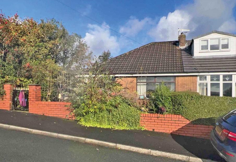 2 bed semidetached bungalow for sale in Wellcross Road, Upholland
