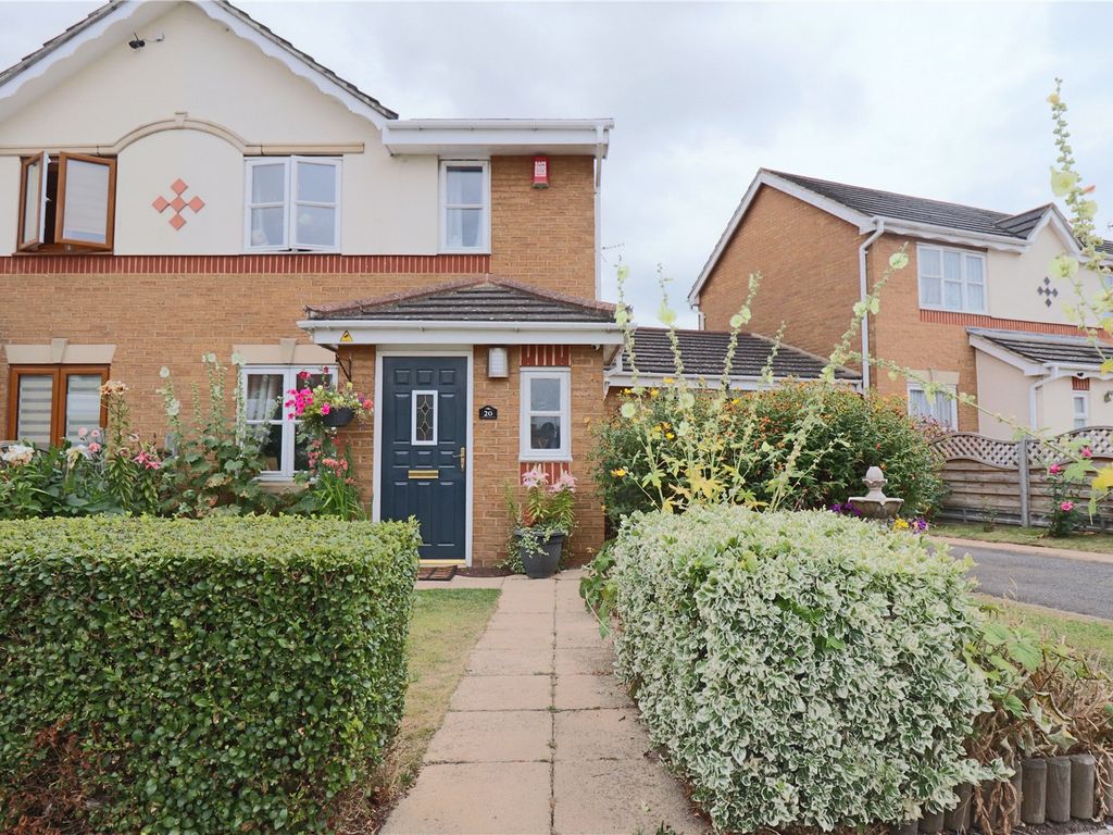 3 bed semidetached house for sale in Knightswood Road, Rainham RM13