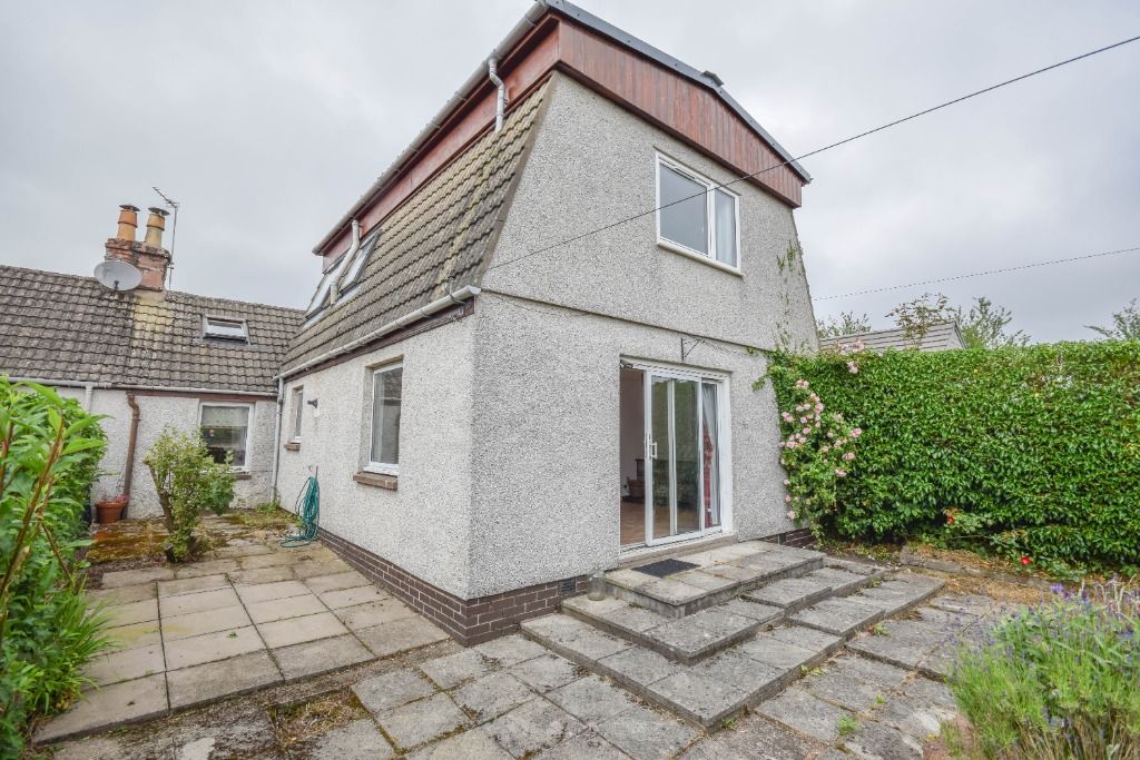 3 bed semidetached house to rent in Sunnyside, Kirriemuir, Angus DD8