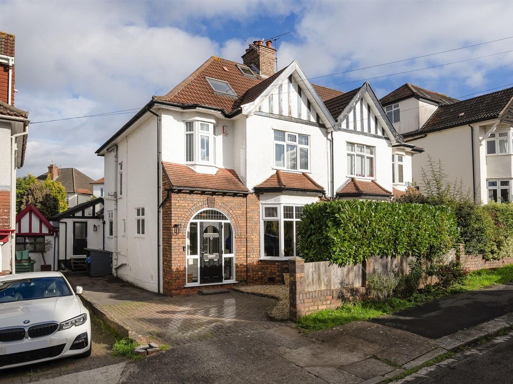 5 bed semidetached house for sale in Rockside Drive, Henleaze, Bristol
