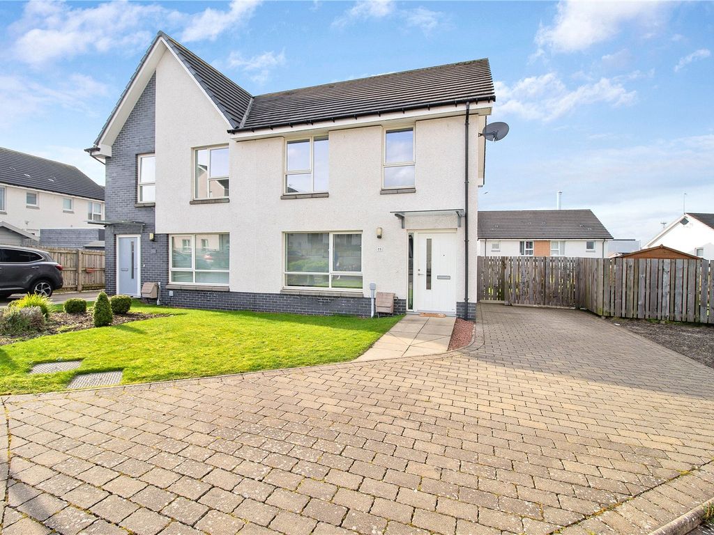 3 bed semidetached house for sale in Rose Knowe Place, Glasgow G42, £