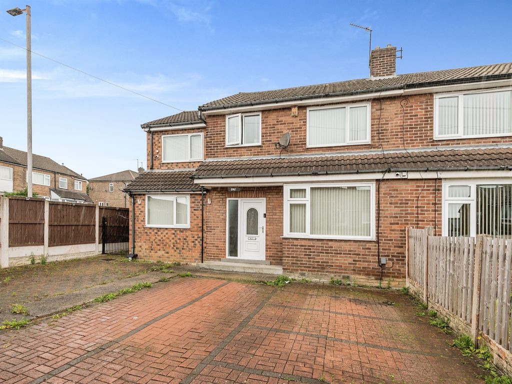 6 bed semidetached house for sale in Eastleigh Grove, Bradford BD5, £