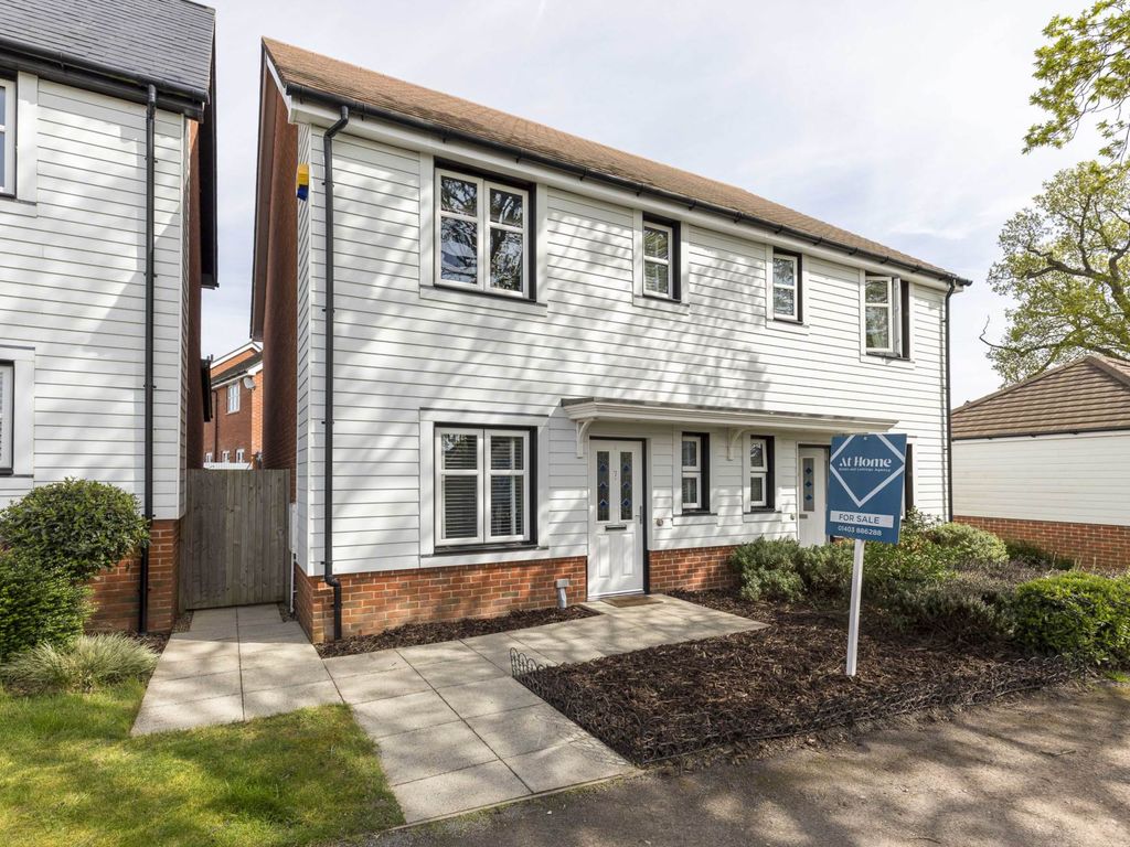 3 bed semidetached house for sale in Huntley Mews, Southwater RH13, £