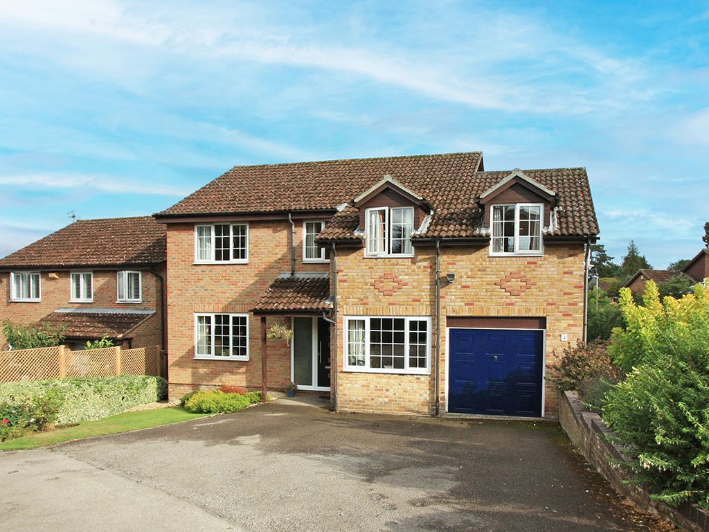 5 bed detached house for sale in The Willows, Highworth SN6 Zoopla
