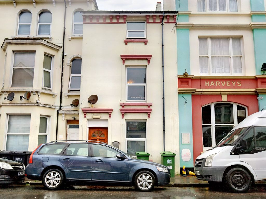 5 bed terraced house for sale in Latimer Road, Eastbourne BN22 Zoopla