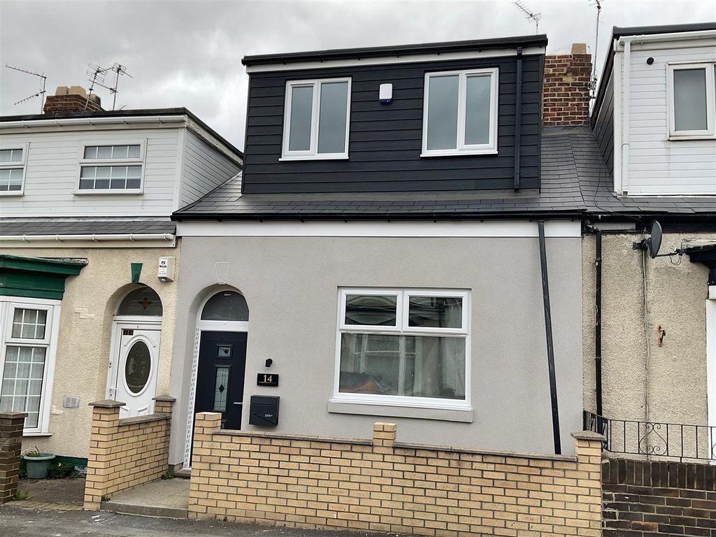 3 bed terraced house to rent in Bambro Street, Hendon, Sunderland SR2