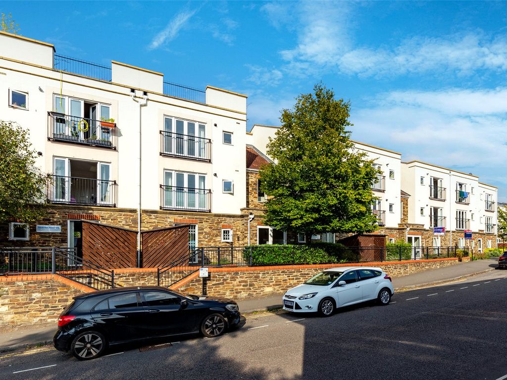 2 bed flat for sale in Montpelier Court, Station Road, Montpelier