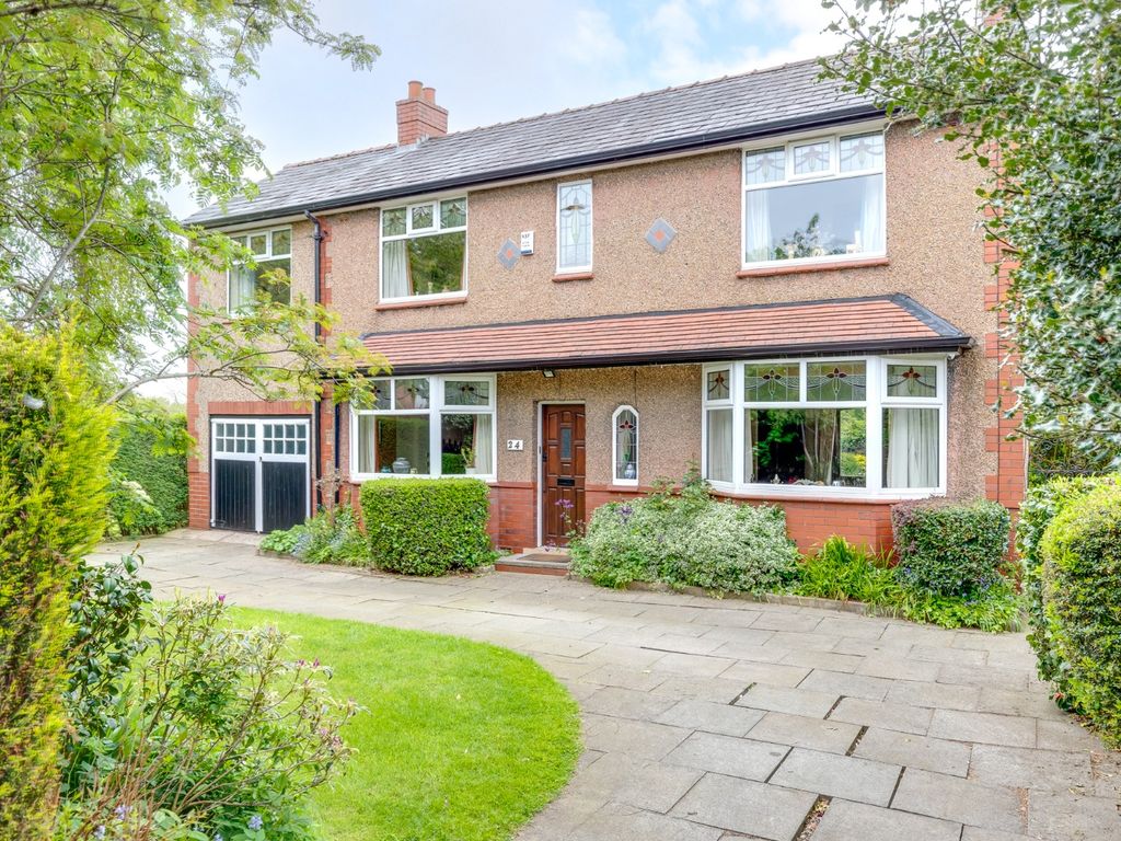 4 bed detached house for sale in Main Street, Billinge, Wigan