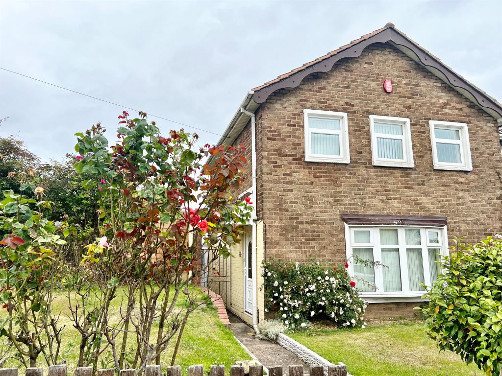 3 bed semidetached house for sale in Crookhay Lane, West Bromwich B71