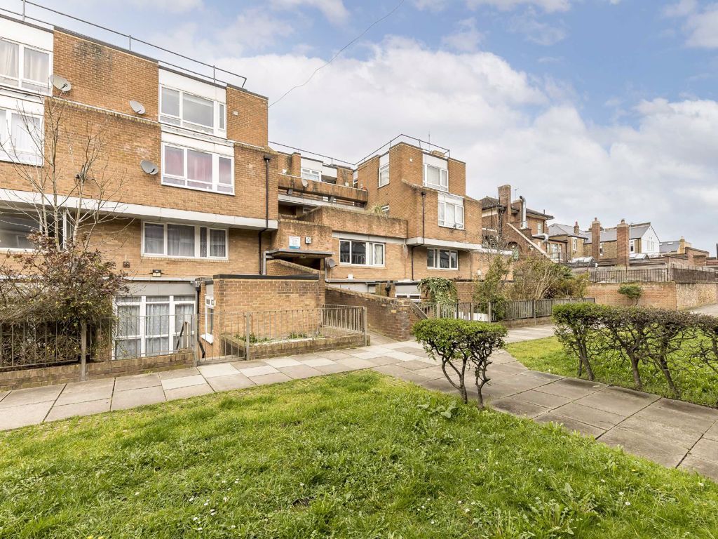 1 bed flat for sale in Cheltenham Road, London SE15 Zoopla