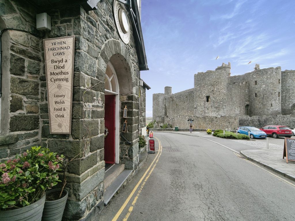Property for sale in Castle Square, Harlech LL46 Zoopla