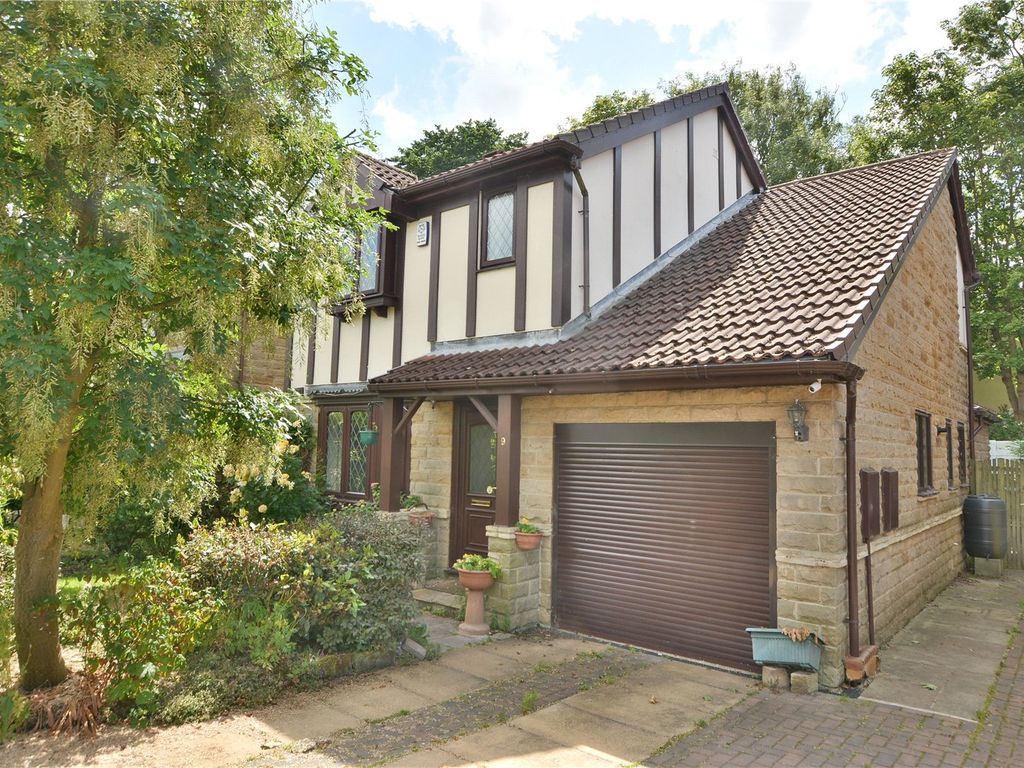 4 bed detached house for sale in Lakeside View, Rawdon, Leeds LS19 Zoopla