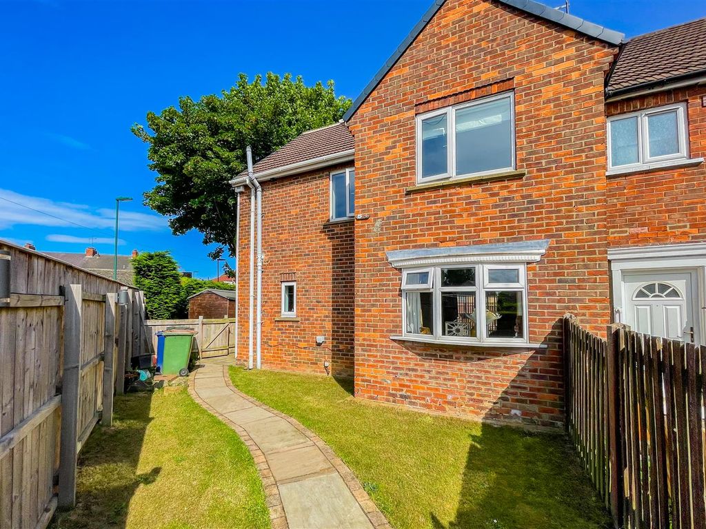 3 bed terraced house for sale in Venables Road, Guisborough TS14 Zoopla